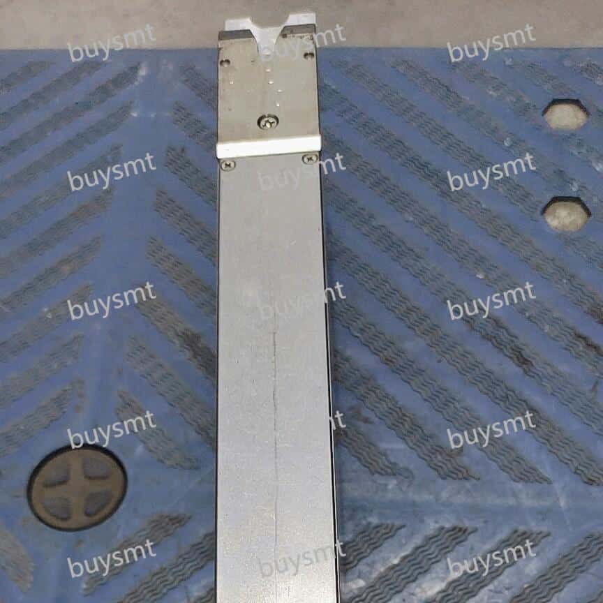 Детали машины Siemens SMT Pick-and-Place: питатель золота 3x8 мм 00141099